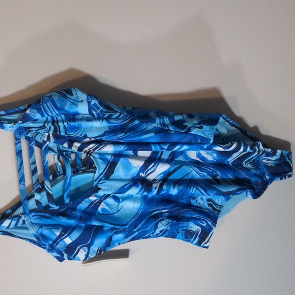 Peyton and Parker Swimsuit - Picture 4 of 6